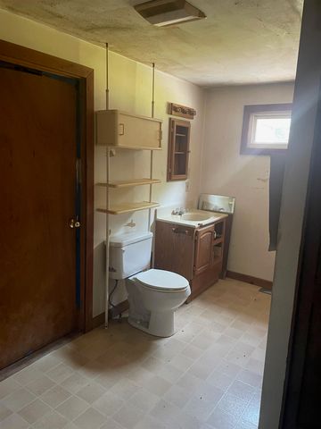 466 Estey Lane, Windsor, VT 05089