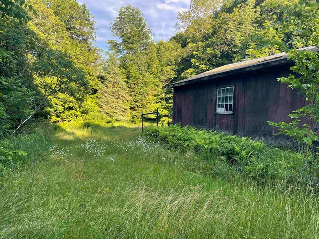 466 Estey Lane, Windsor, VT 05089