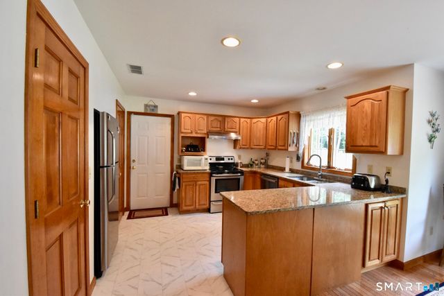 313 Lisbon Road, Canterbury, CT 06331