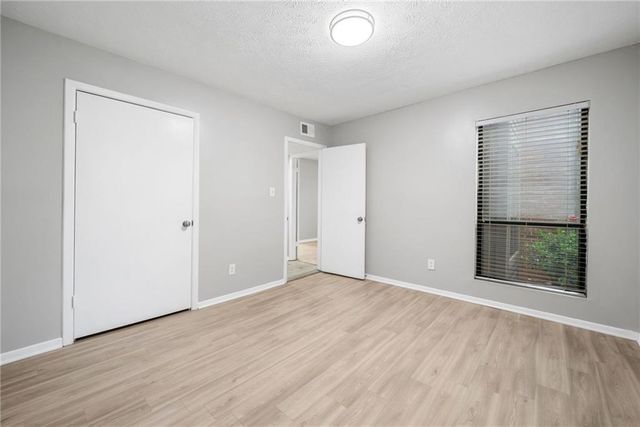 113 Tuxworth Circle, Decatur, GA 30033