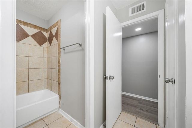 113 Tuxworth Circle, Decatur, GA 30033