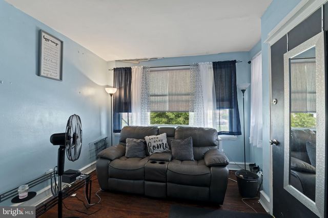 7406 ELMWOOD AVE, Philadelphia, PA 19153