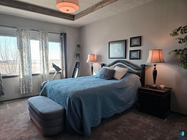 1305 S Gill Ave Avenue, Sioux Falls, SD 57106