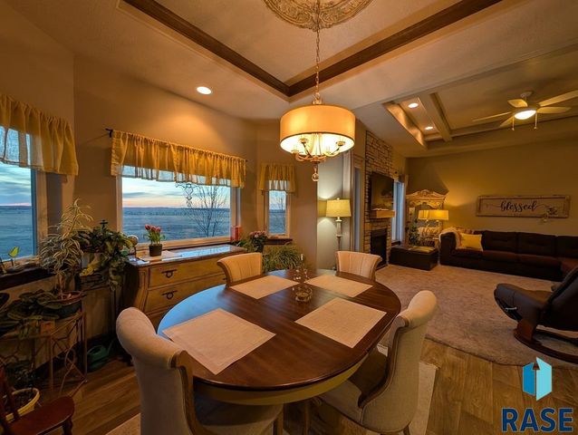 1305 S Gill Ave Avenue, Sioux Falls, SD 57106