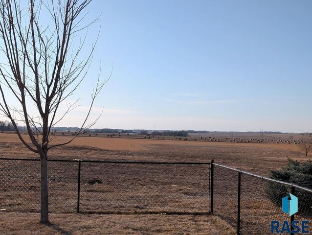 1305 S Gill Ave Avenue, Sioux Falls, SD 57106