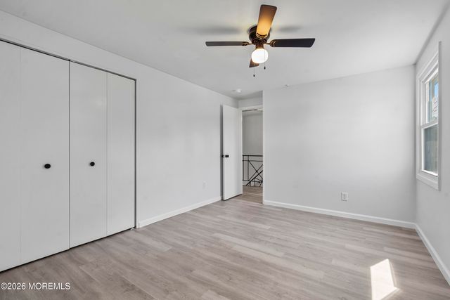 8 Holton Lane, Willingboro, NJ 08046