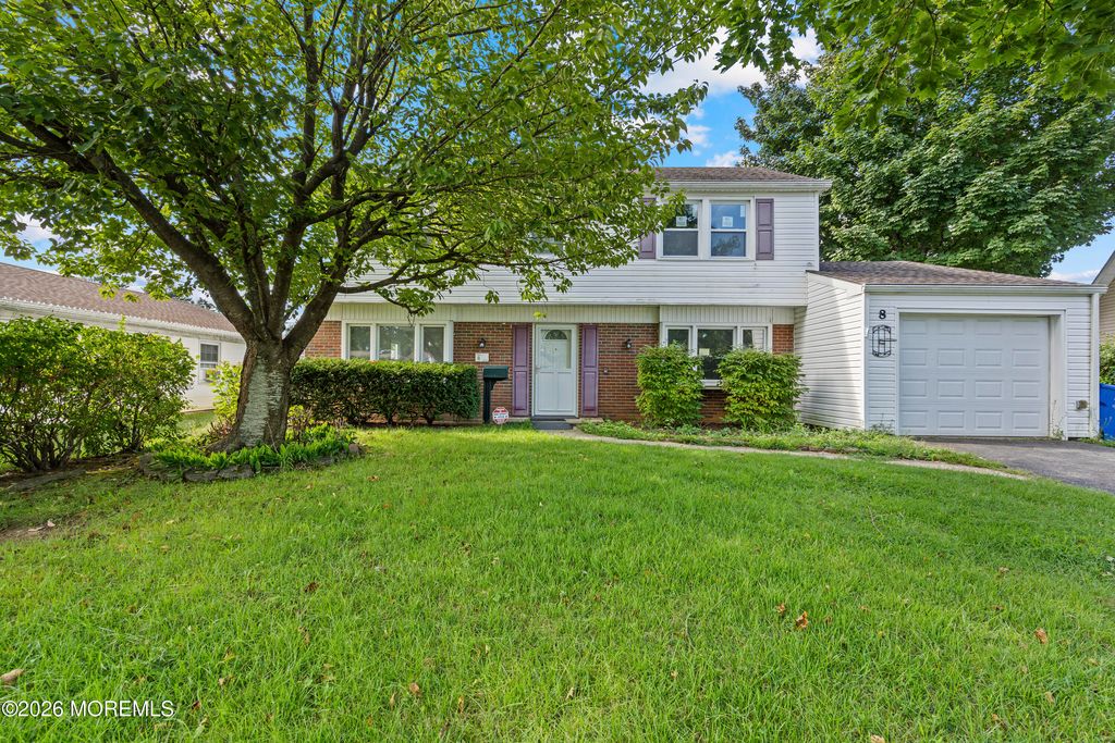 8 Holton Lane, Willingboro, NJ 08046