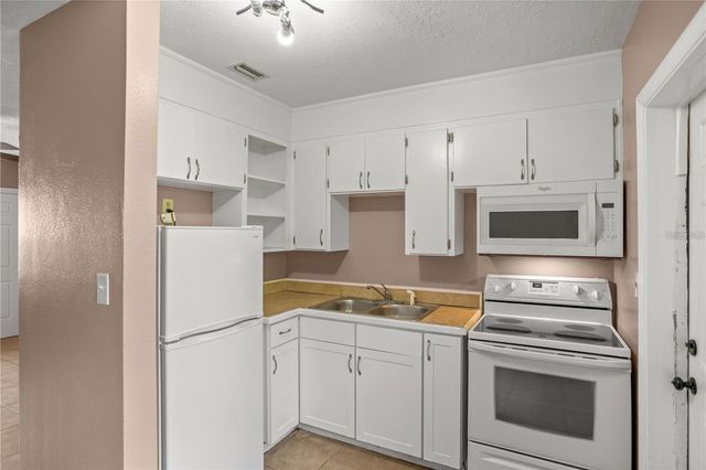 2152 NE 3RD STREET, Ocala, FL 34470