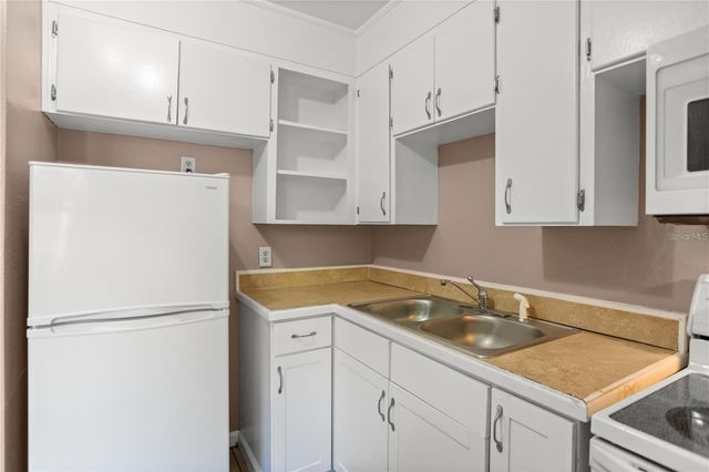 2152 NE 3RD STREET, Ocala, FL 34470