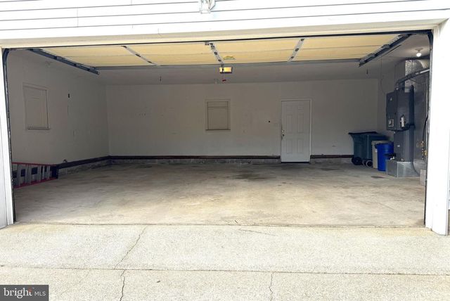 218 W 7TH ST, Ship Bottom, NJ 08008