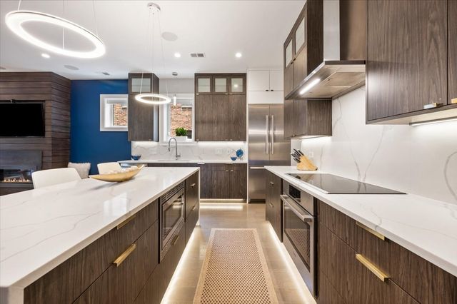 729 W Diversey Parkway 2, Chicago, IL 60614