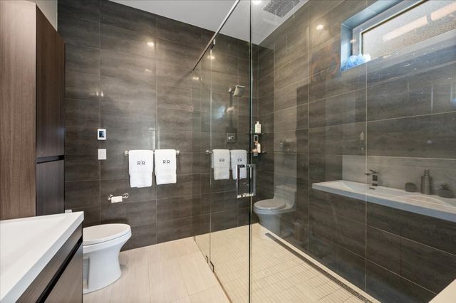 729 W Diversey Parkway 2, Chicago, IL 60614