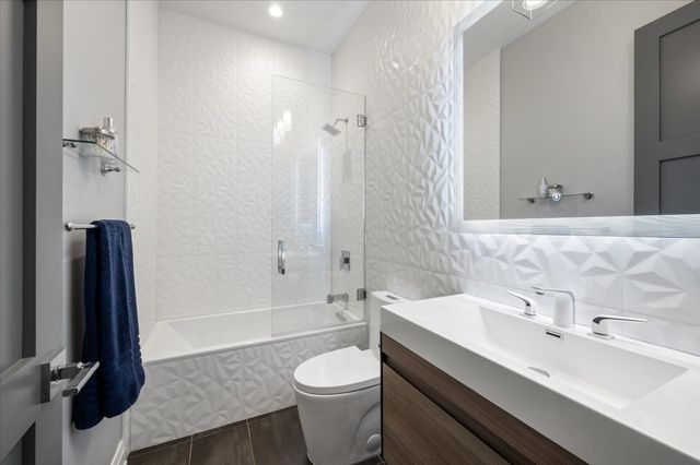 729 W Diversey Parkway 2, Chicago, IL 60614
