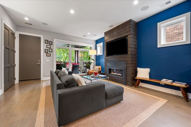 729 W Diversey Parkway 2, Chicago, IL 60614