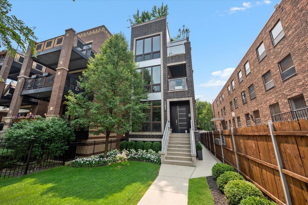729 W Diversey Parkway 2, Chicago, IL 60614