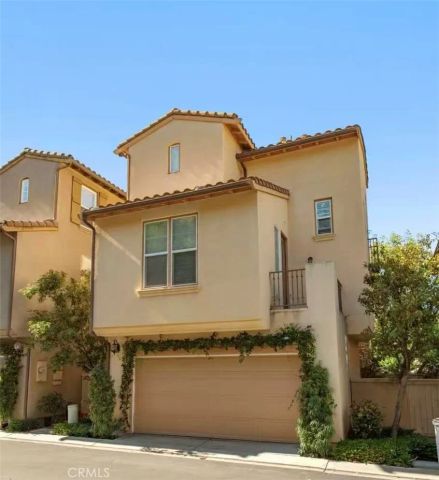 12 Tall Oak, Irvine, CA 92603
