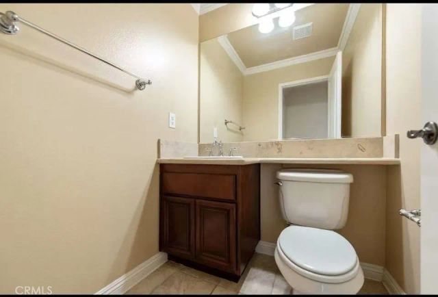 12 Tall Oak, Irvine, CA 92603