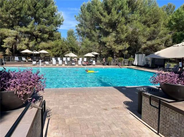 12 Tall Oak, Irvine, CA 92603