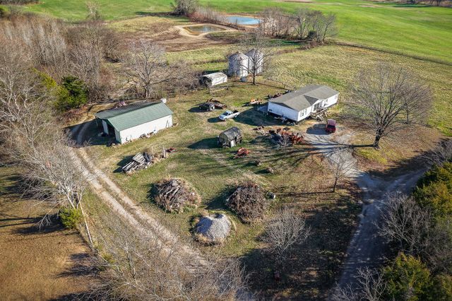 505 Thaxton Rd, Mcminnville, TN 37110