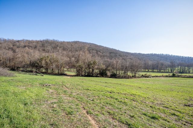 505 Thaxton Rd, Mcminnville, TN 37110