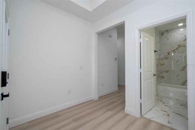 355 VILLA SORRENTO CIRCLE, Haines City, FL 33844