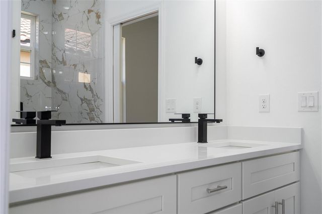 355 VILLA SORRENTO CIRCLE, Haines City, FL 33844