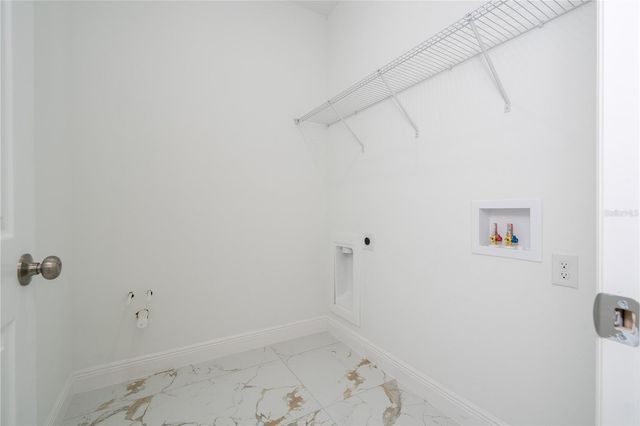 355 VILLA SORRENTO CIRCLE, Haines City, FL 33844