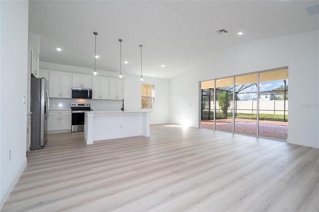 355 VILLA SORRENTO CIRCLE, Haines City, FL 33844