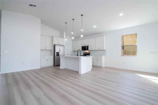 355 VILLA SORRENTO CIRCLE, Haines City, FL 33844