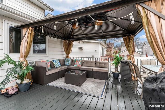 502 6th Avenue, Lyndhurst, NJ 07071