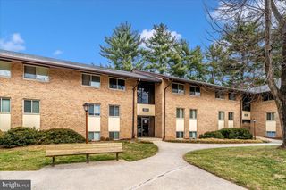 18810 WALKERS CHOICE RD #UNIT 1, Gaithersburg, MD 20886