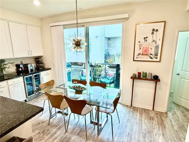 18449 W Mural, Northridge, CA 91325