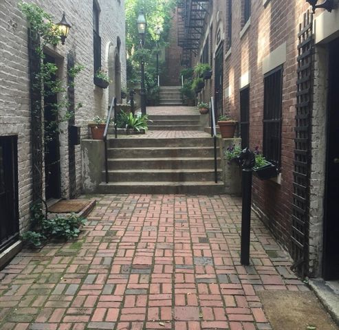 7 Primus Avenue 7-6, Boston, MA 02114