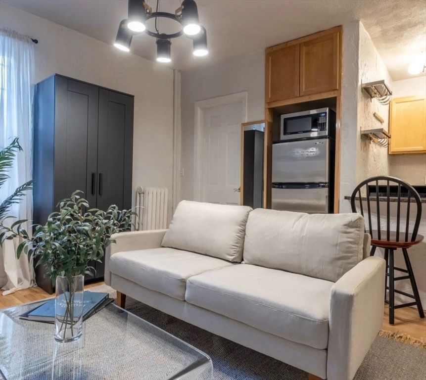 7 Primus Avenue 7-6, Boston, MA 02114