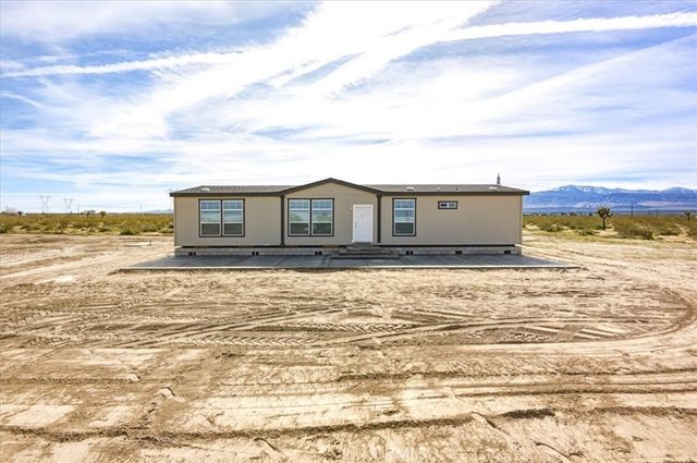 1139 Bonanza Road, Phelan, CA 92372