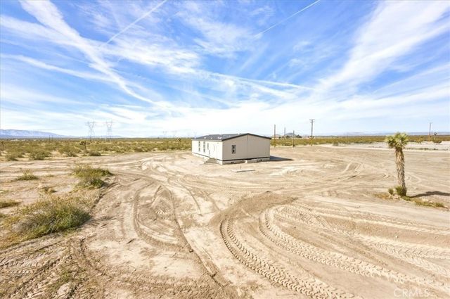 1139 Bonanza Road, Phelan, CA 92372