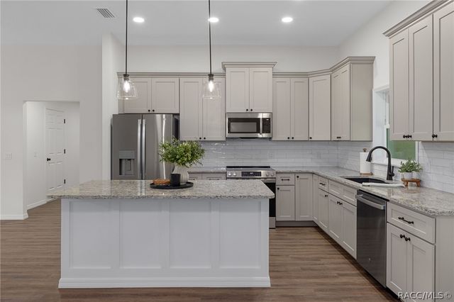 3053 E Angelina Street, Inverness, FL 34453