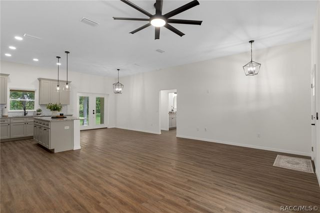3053 E Angelina Street, Inverness, FL 34453