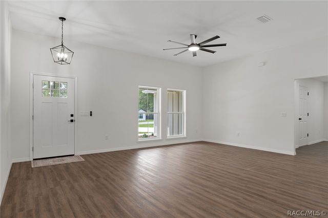 3053 E Angelina Street, Inverness, FL 34453