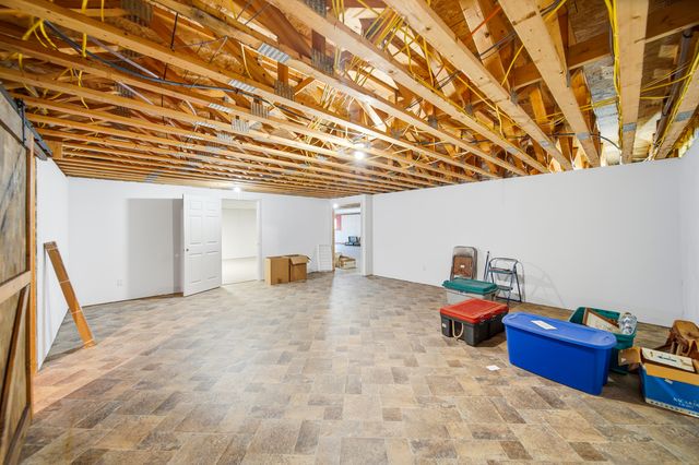 15207 Henry Road, Morrison, IL 61270