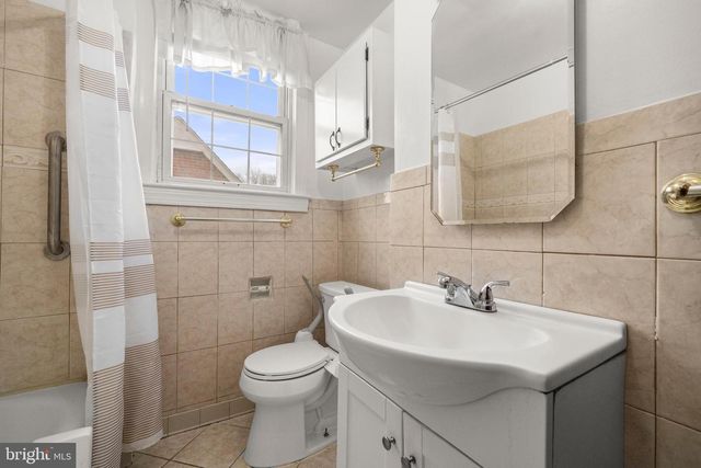 4108 GRANT ST NE, Washington, DC 20019