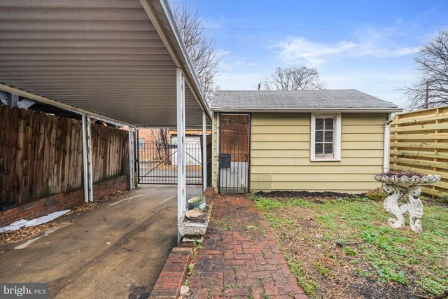 4108 GRANT ST NE, Washington, DC 20019