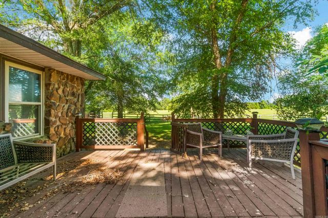 256 Vernon Harvey Road, Beebe, AR 72012