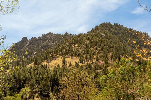186 Baldwin Circle, Eldorado Springs, CO 80025