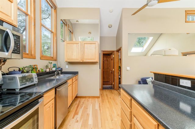186 Baldwin Circle, Eldorado Springs, CO 80025