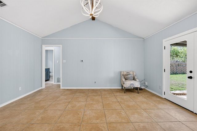 10004 Woodhaven DR, Austin, TX 78753