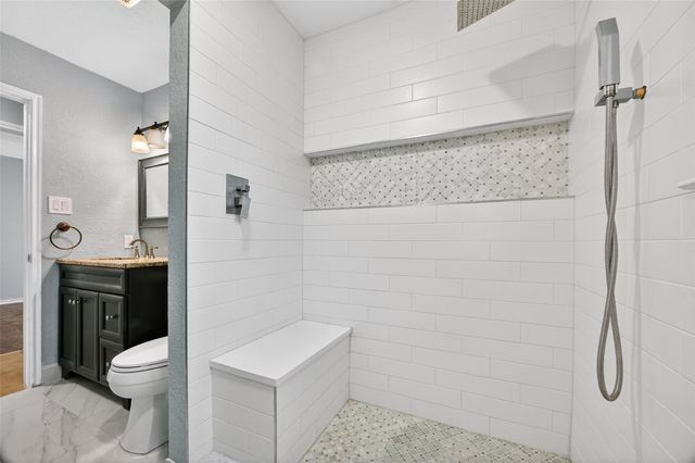 10004 Woodhaven DR, Austin, TX 78753