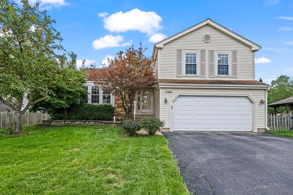 1190 Bristol Trail Road, Lake Zurich, IL 60047