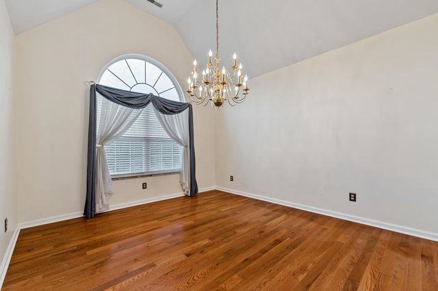 18 Firestone Lane, Milton, WV 25541