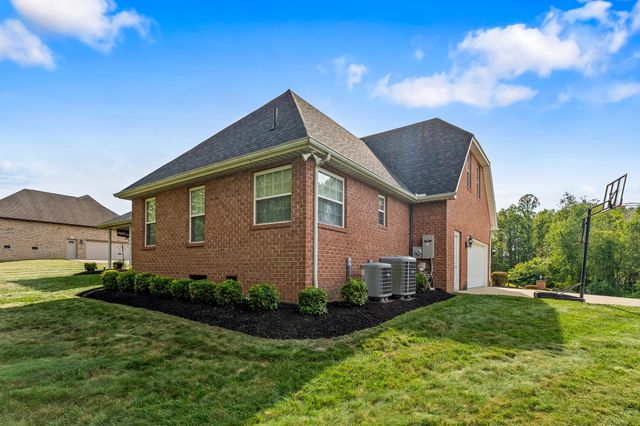 18 Firestone Lane, Milton, WV 25541